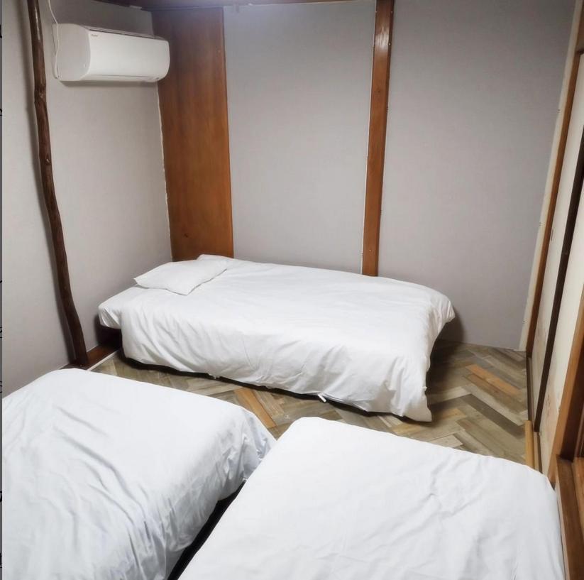 Osaka Guesthouse Sakura Exterior photo